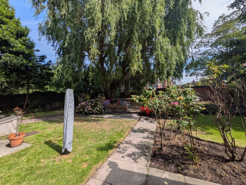 Property photo 3 of 6