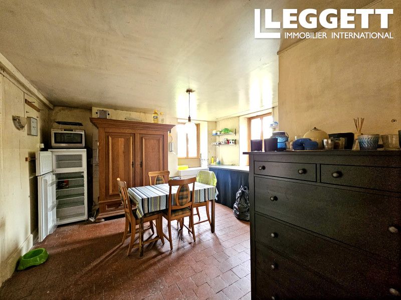 Property photo 3 of 10
