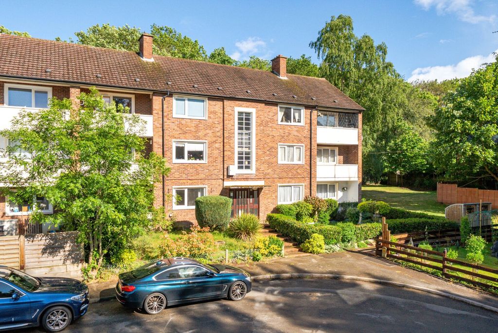 Property photo 1 of 11 1-6A05c5A5Ca4d1-1...