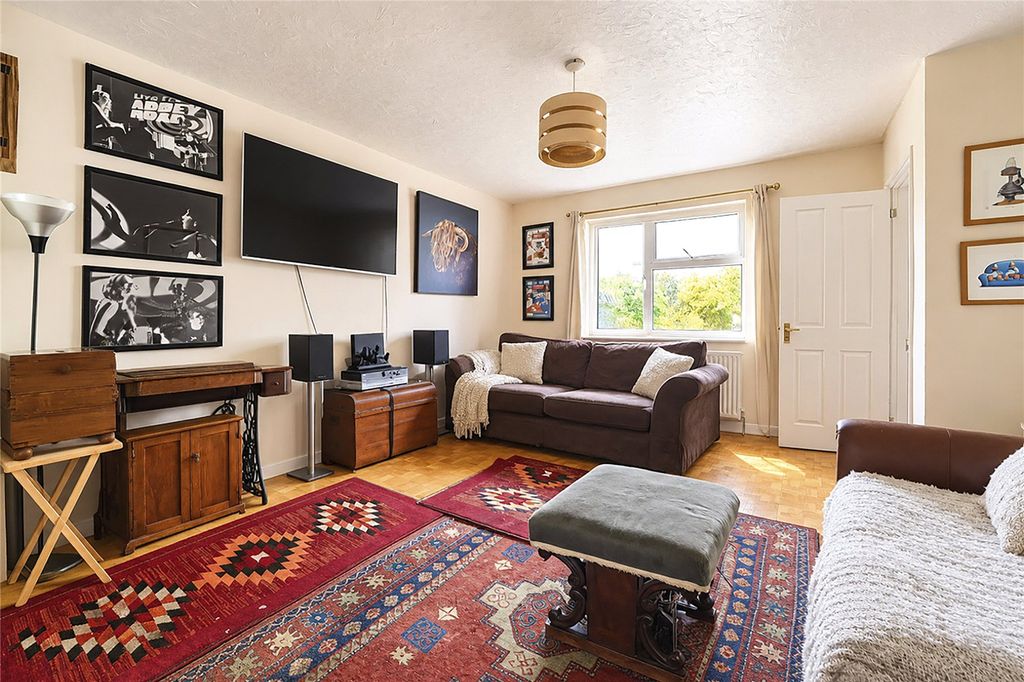 Property photo 3 of 10 Picture No. 23
