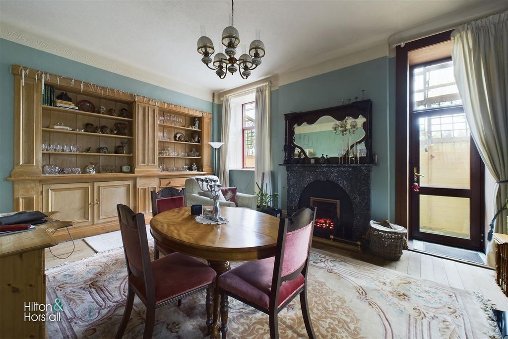 Property photo 3 of 14 Laund House