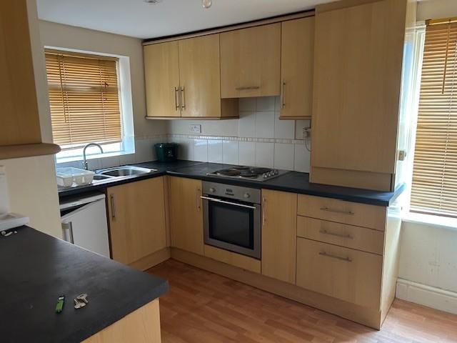 Property photo 3 of 5 Kitchen