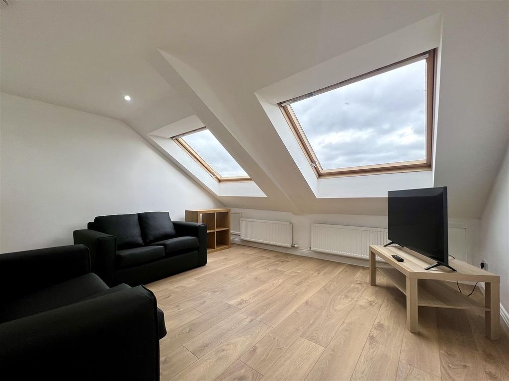 Property photo 2 of 7 Img_4965.Jpeg