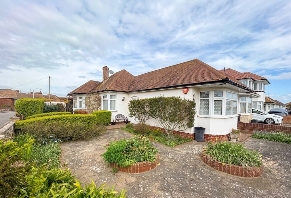 Property photo 2 of 16