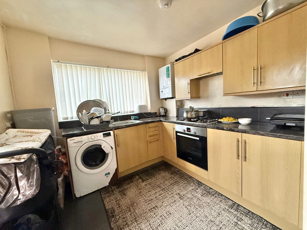 Property photo 3 of 10 Img_1842