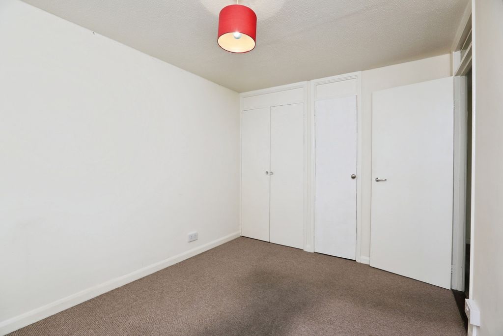 Property photo 3 of 17 Photo