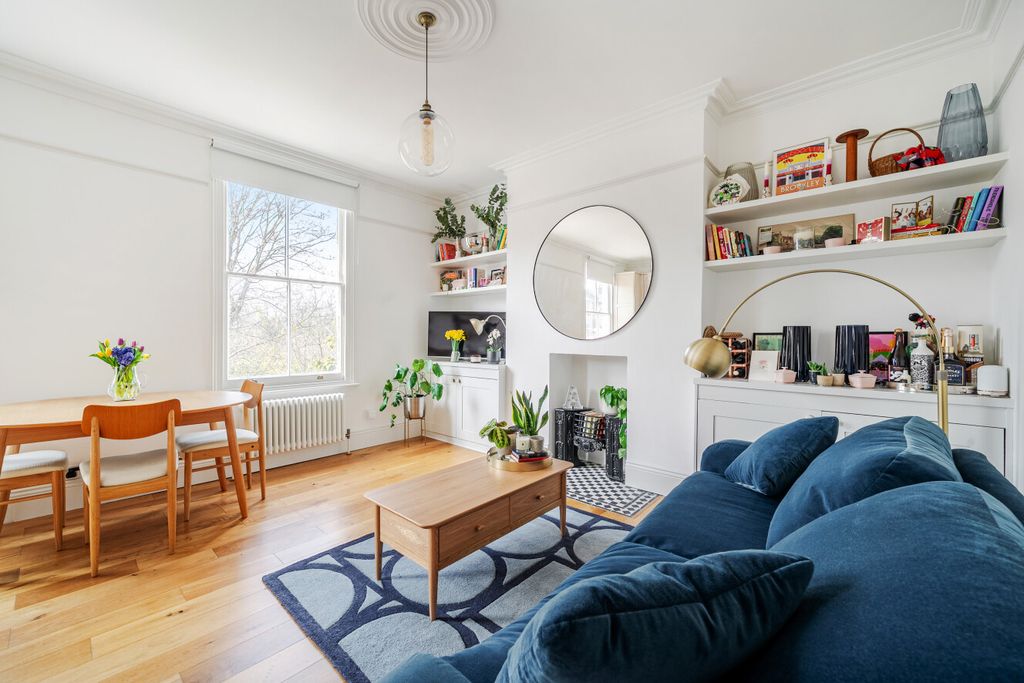 Property photo 2 of 11 1432359-14-69c157...