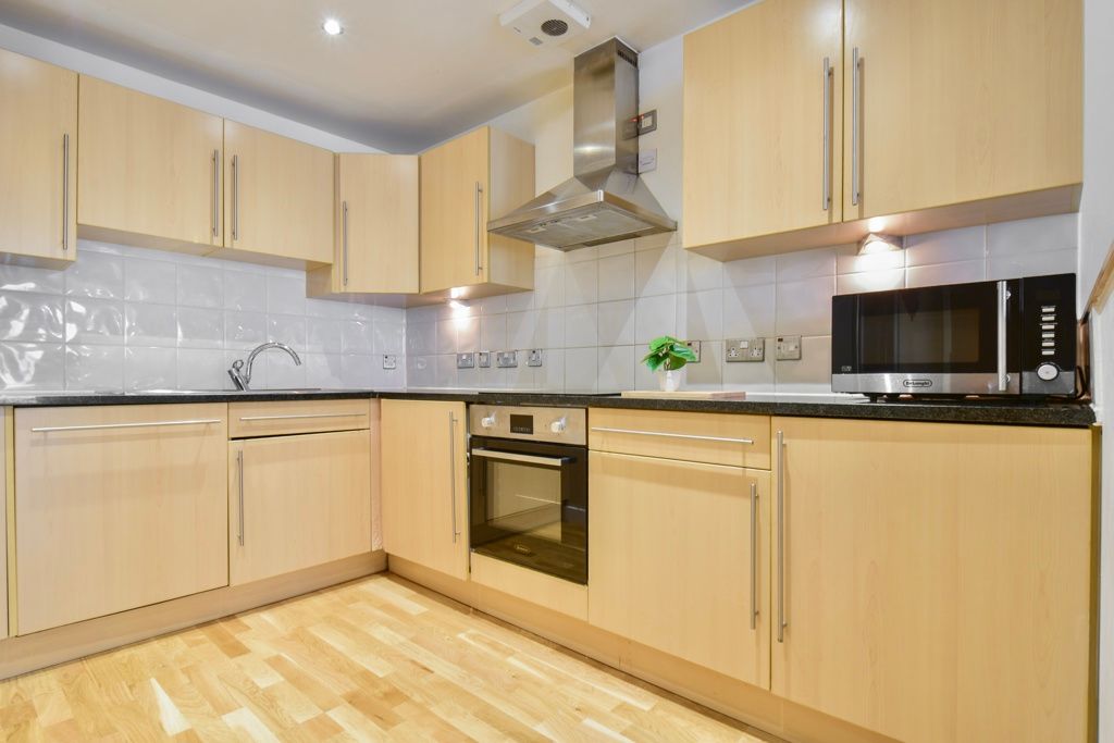 Property photo 2 of 13 Jpg