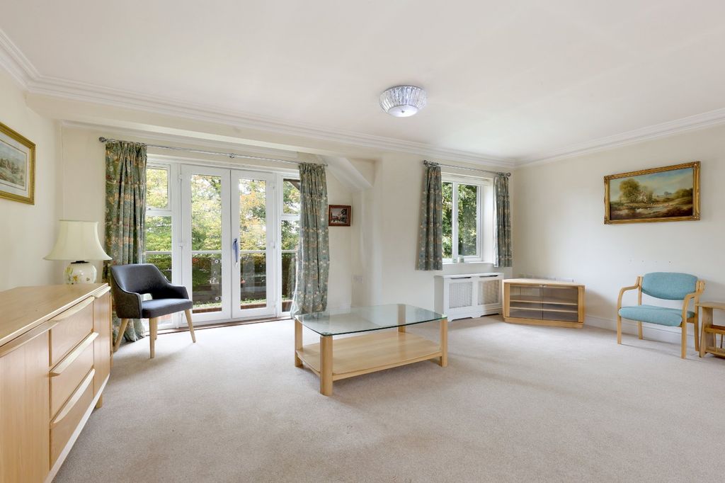 Property photo 2 of 13 Picture No. 11