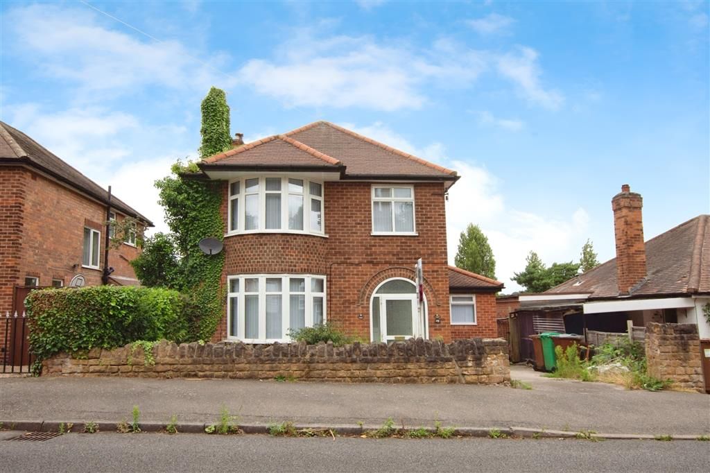 Property photo 2 of 18 Image