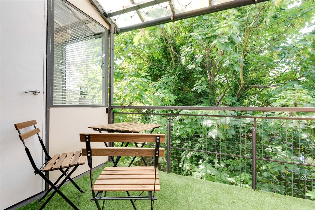 Property photo 2 of 15 Picture No. 22