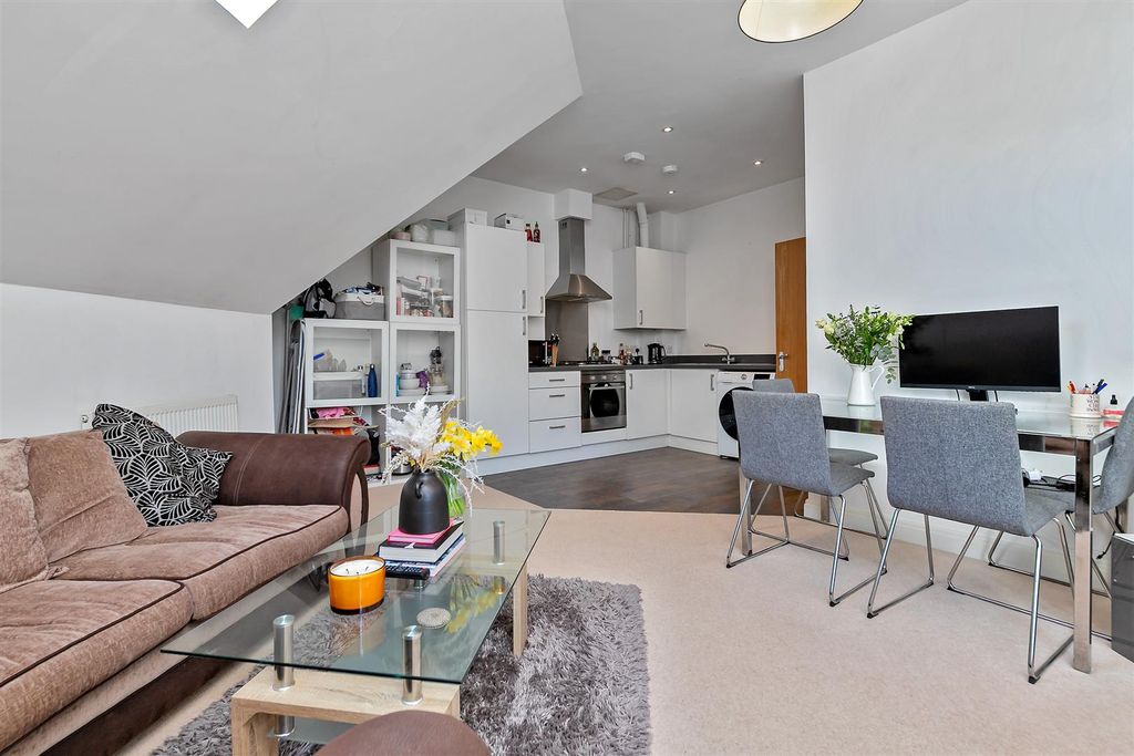 Property photo 3 of 12 66Millstoneway-14.Jpg