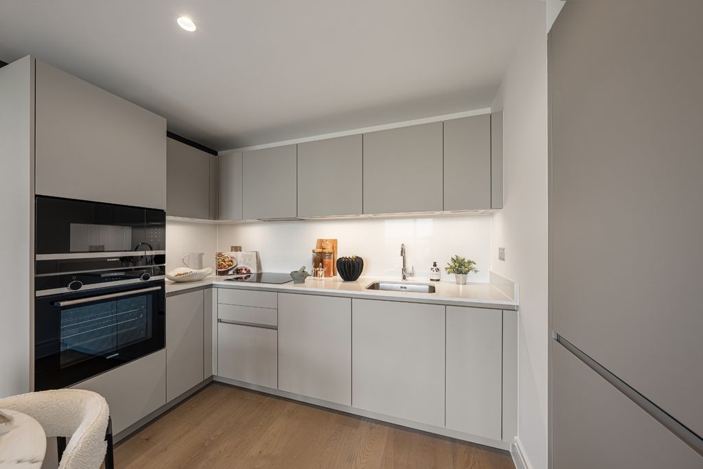 Property photo 3 of 15 Chiswick Green-08.Jpg