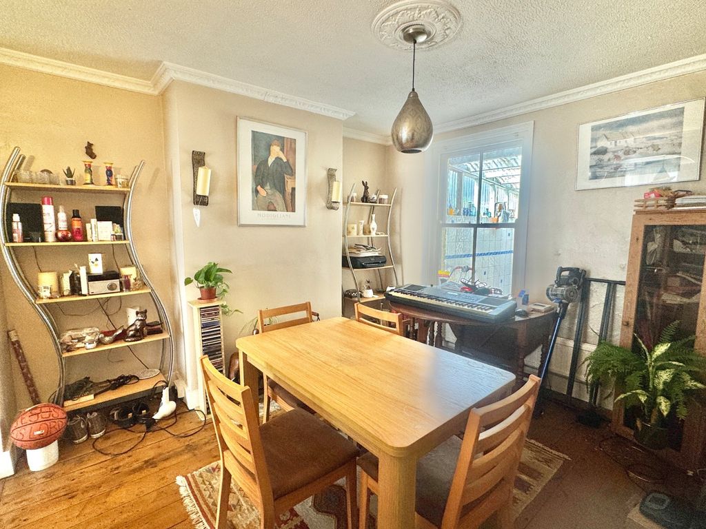 Property photo 3 of 6 Dining Room