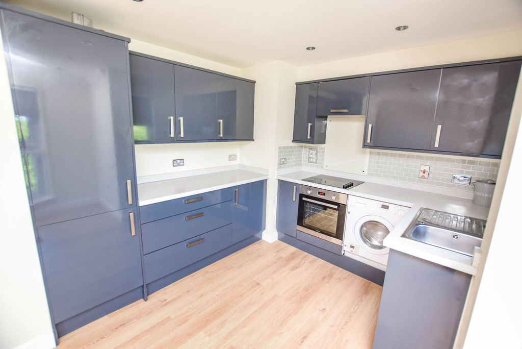 Property photo 2 of 16 Photo 20