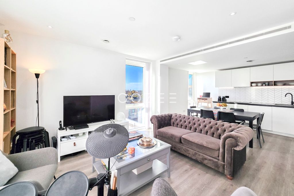 Property photo 3 of 18