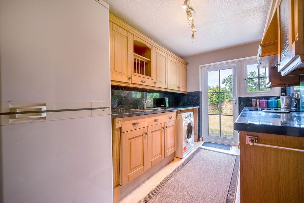 Property photo 3 of 21
