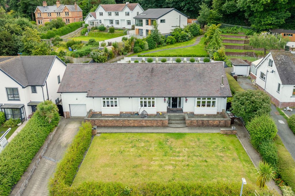 Property photo 1 of 16