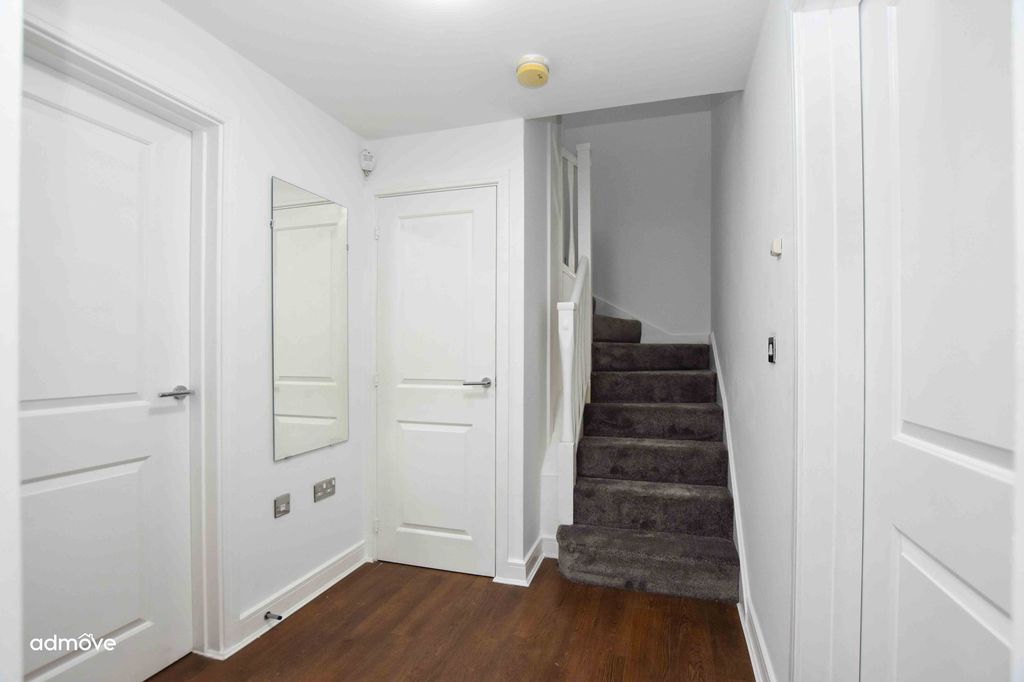 Property photo 2 of 18 Photo 10