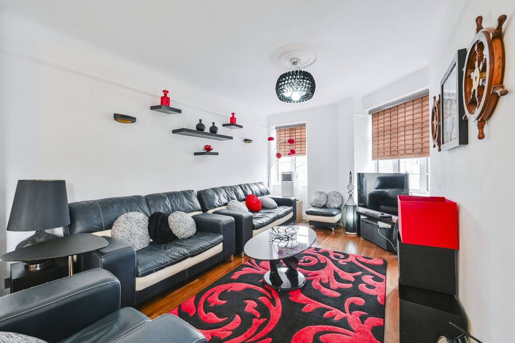 Property photo 1 of 10