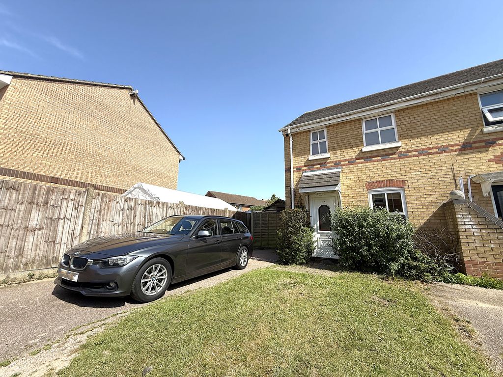 Property photo 1 of 12