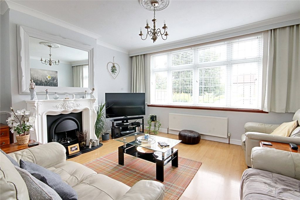 Property photo 3 of 31 Picture No. 84