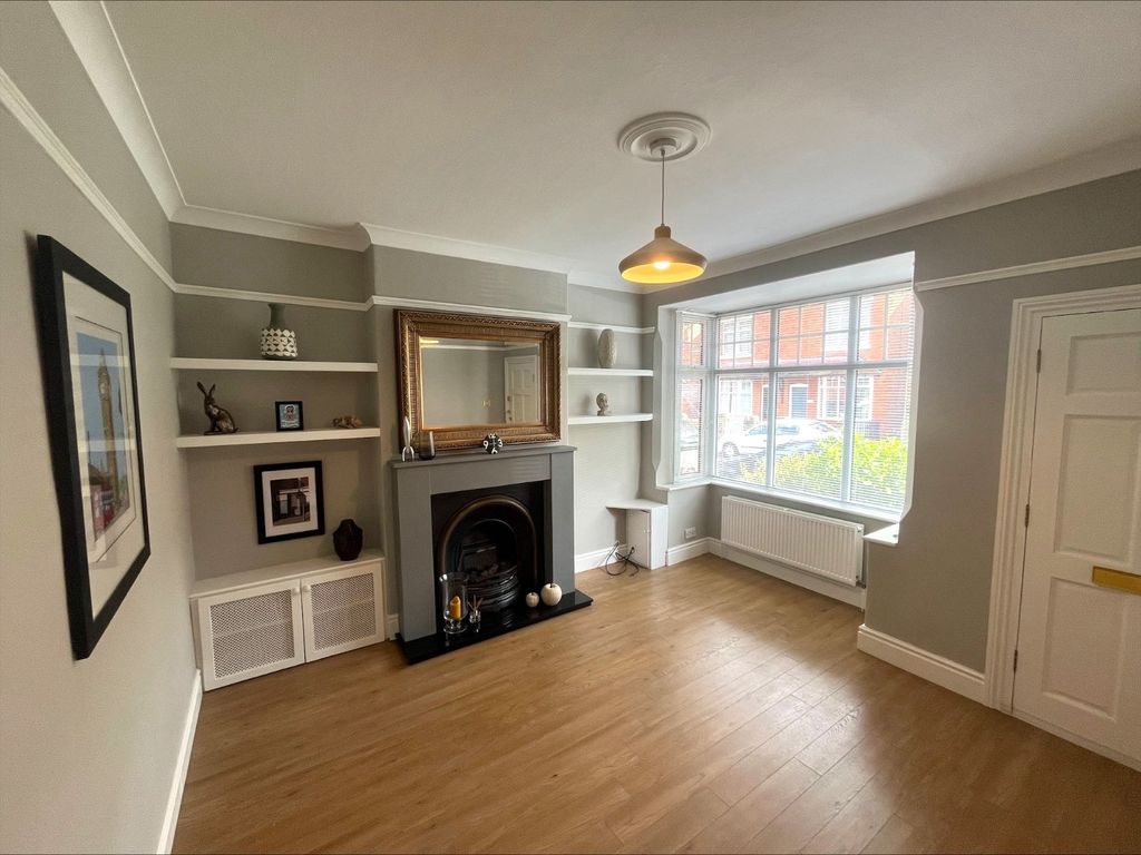 Property photo 2 of 16 Picture No. 02