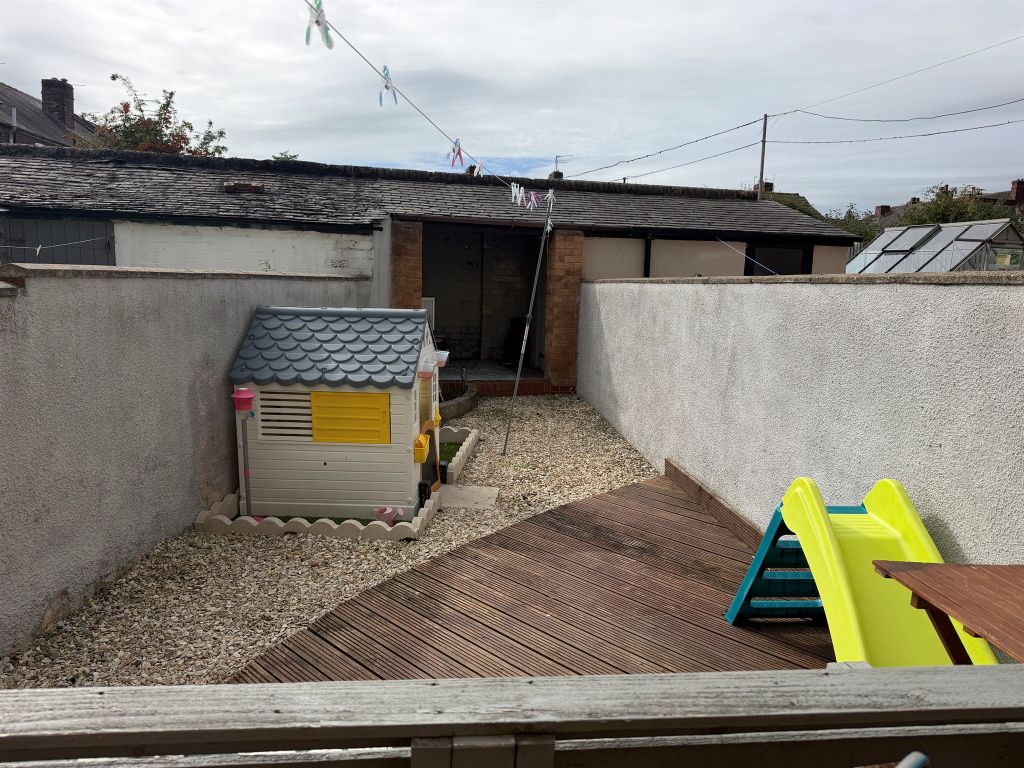 Property photo 3 of 3
