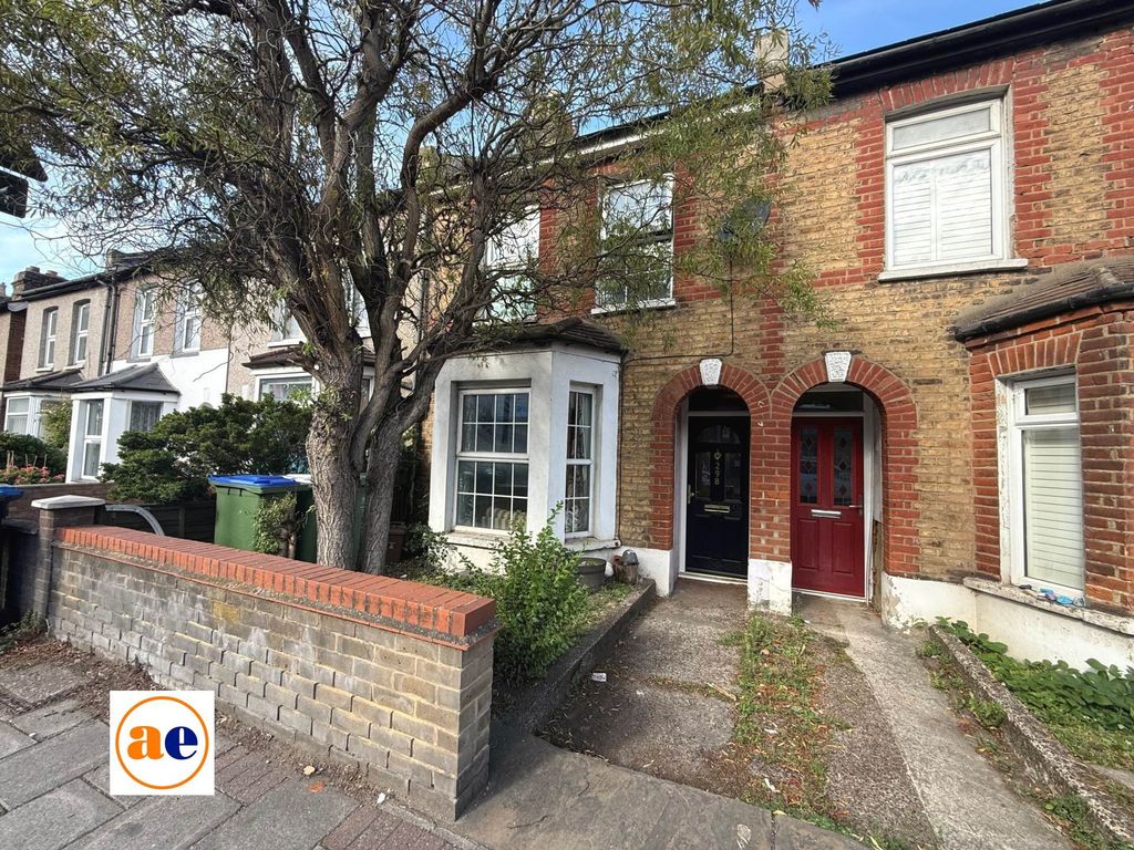 Property photo 1 of 21