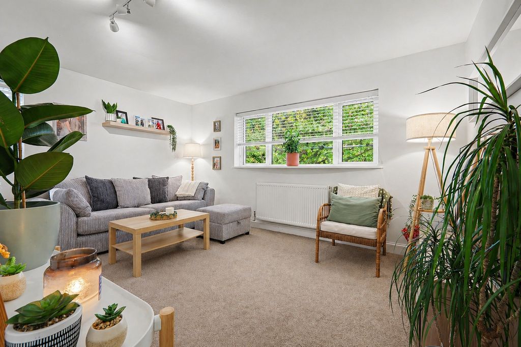 Property photo 3 of 9 5118254