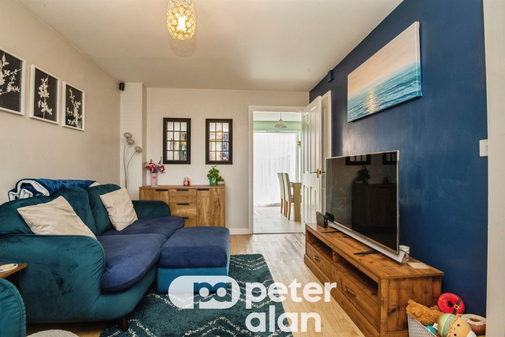 Property photo 3 of 19