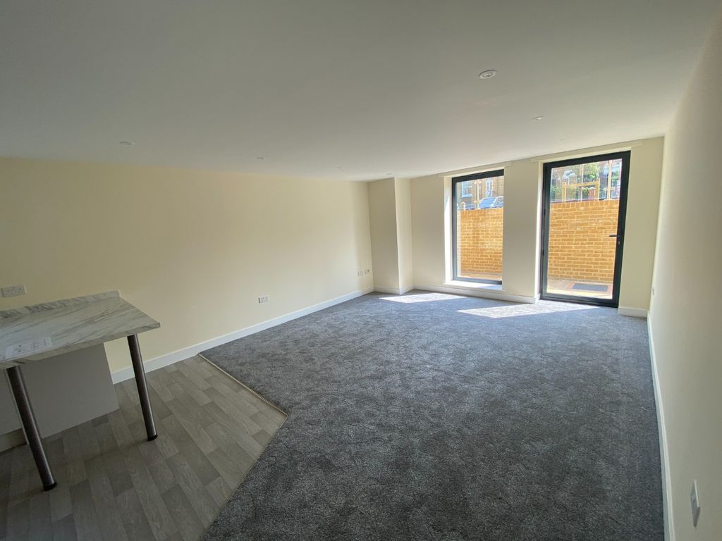 Property photo 3 of 8 2311363