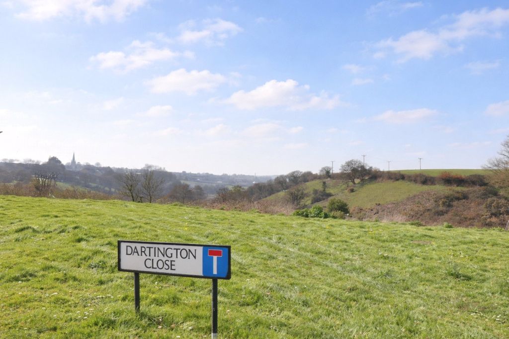 Property photo 3 of 15 3 - Picture No. 17