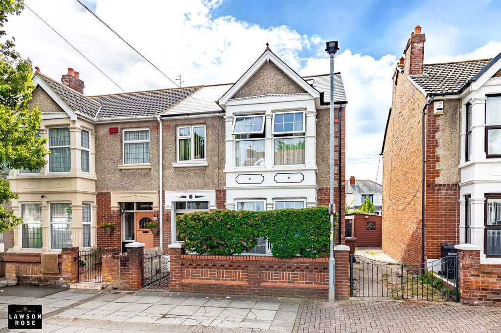 Property photo 1 of 25