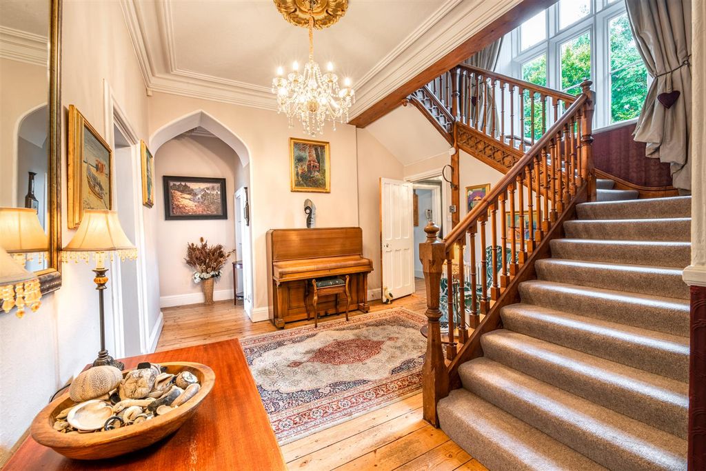 Property photo 2 of 57 Dsc_2001-Hdr.Jpg