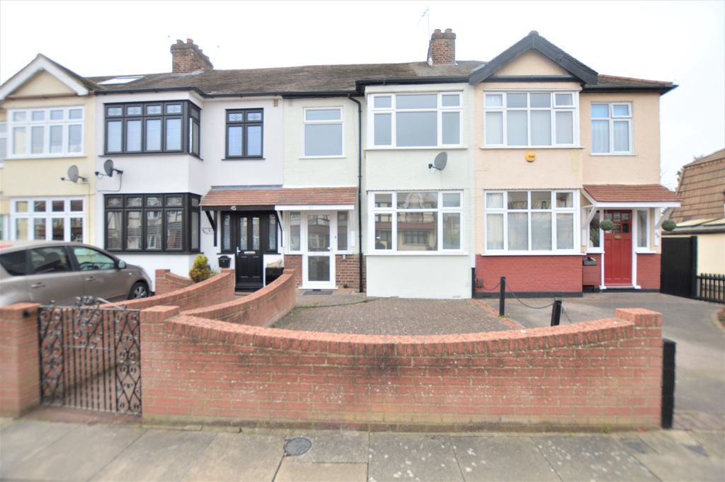 Property photo 1 of 18