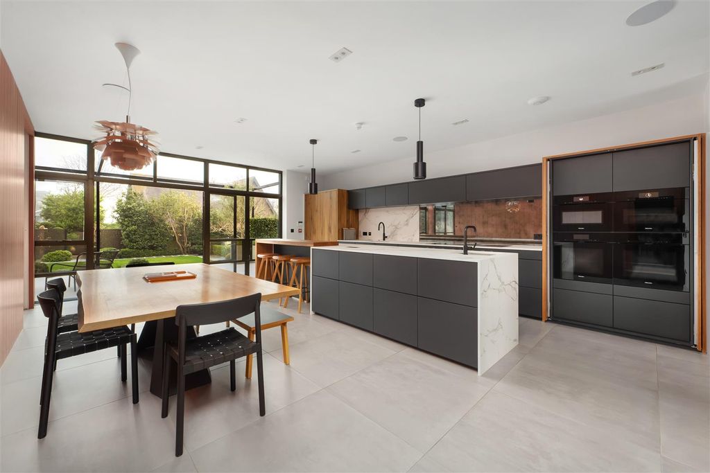 Property photo 3 of 42 Kingsdown Park, Tankerton, Whitstable