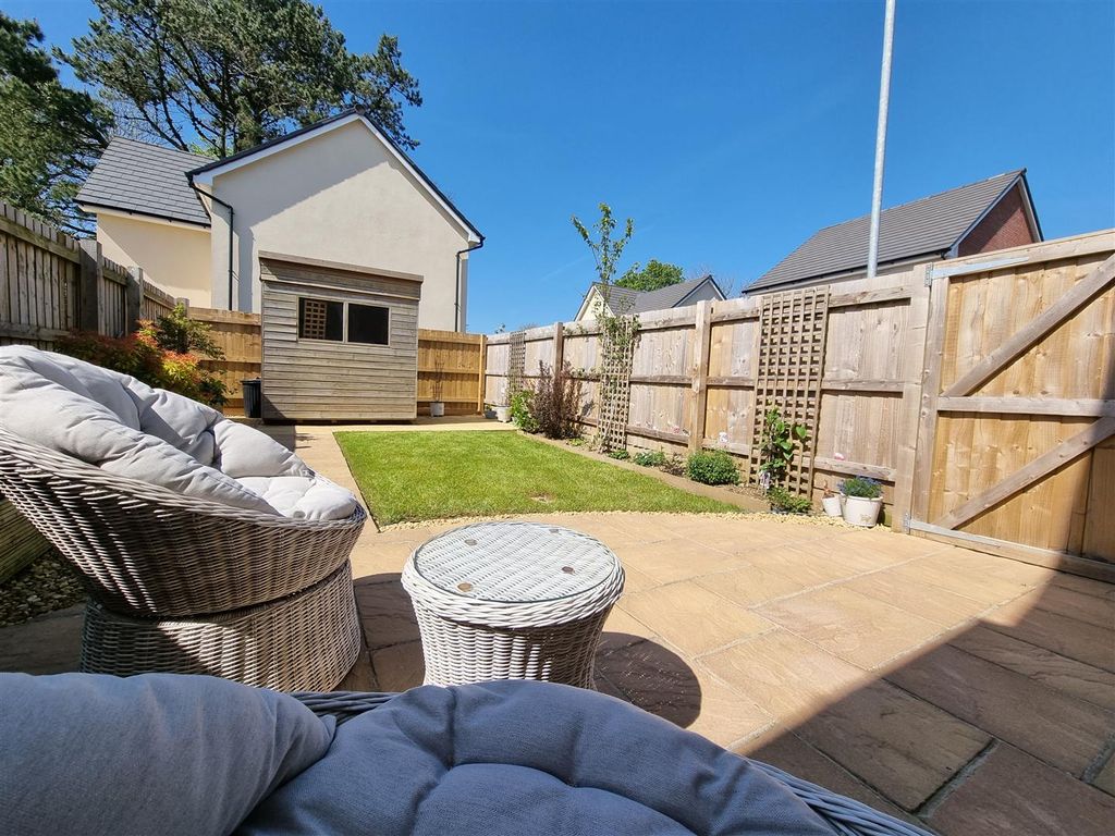 Property photo 2 of 16 Patio.Jpg