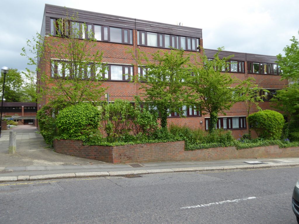 Property photo 1 of 11
