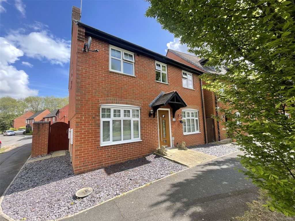 Property photo 1 of 22 Front