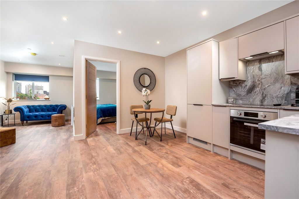 Property photo 2 of 7 Picture No. 04