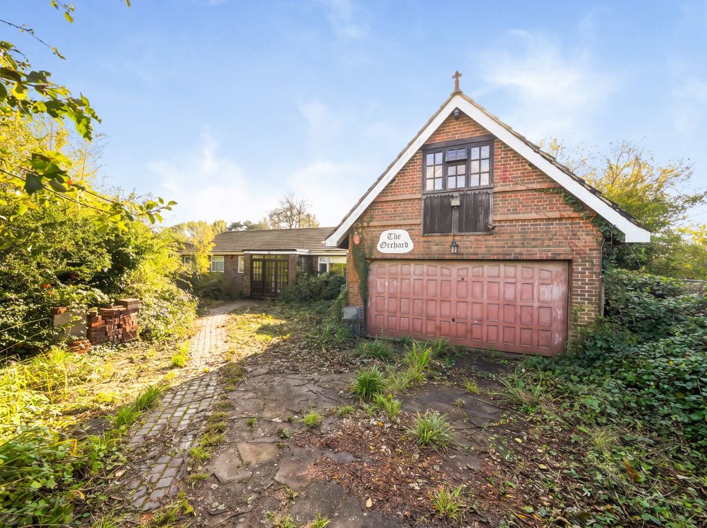 Property photo 1 of 20 5595651