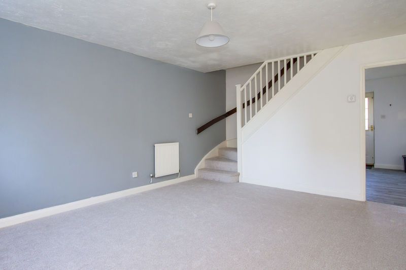 Property photo 2 of 11 Photo 3