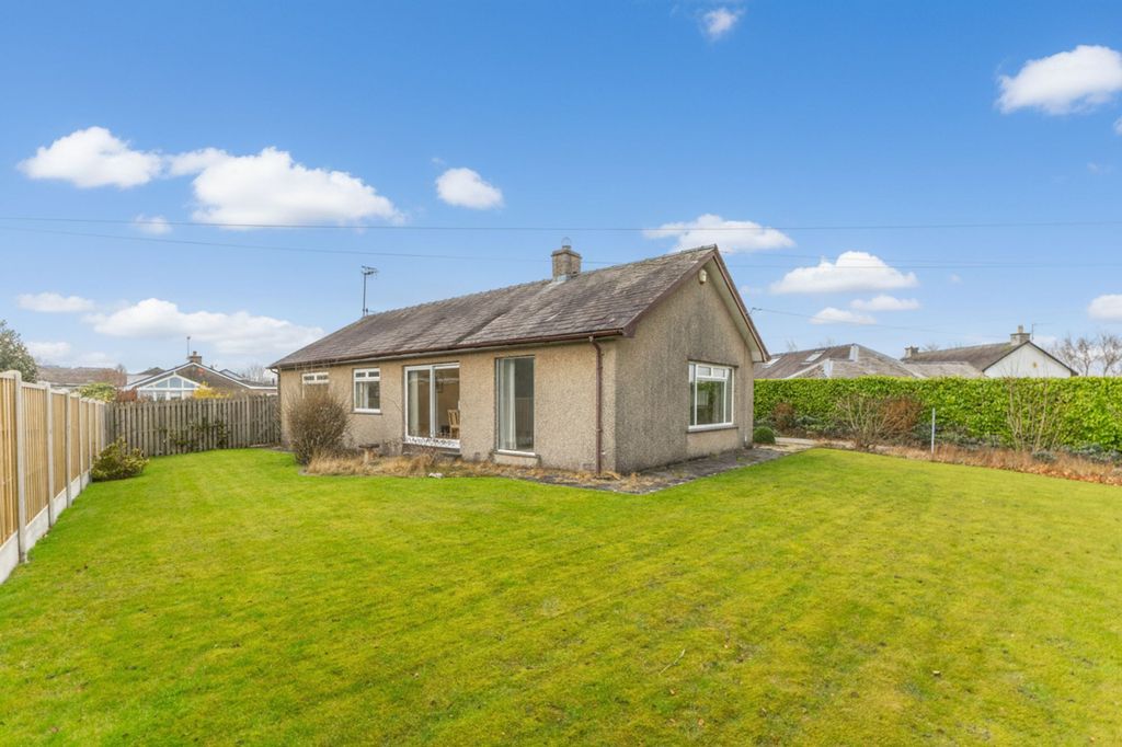 Property photo 3 of 29