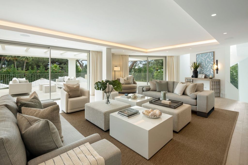 Property photo 1 of 35