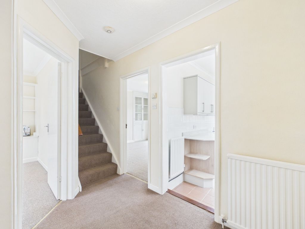 Property photo 2 of 14 5261645