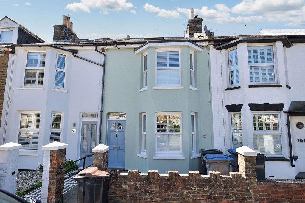 Property photo 1 of 16
