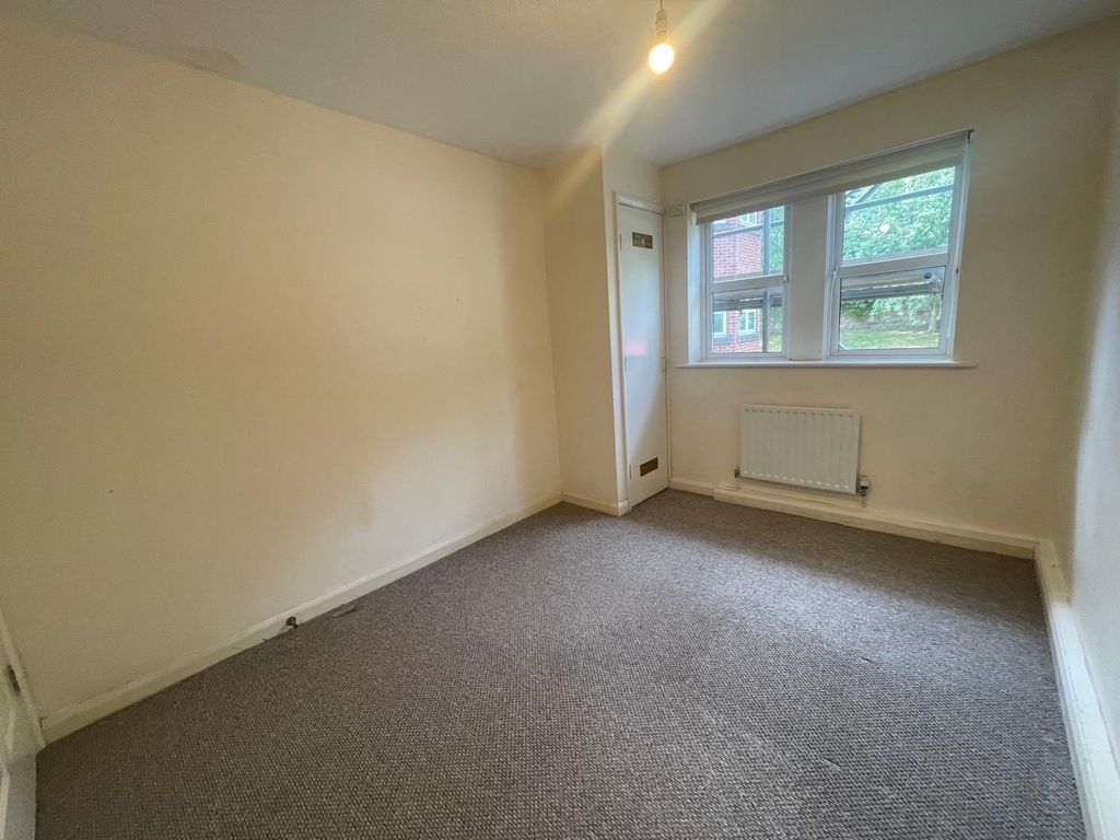 Property photo 3 of 8 Picture No. 02