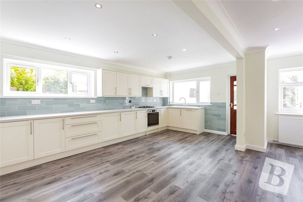 Property photo 1 of 20 Kitchen/Diner