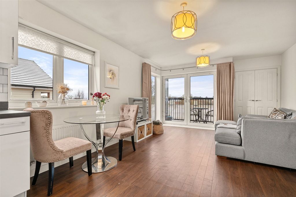 Property photo 3 of 9 Picture No. 04